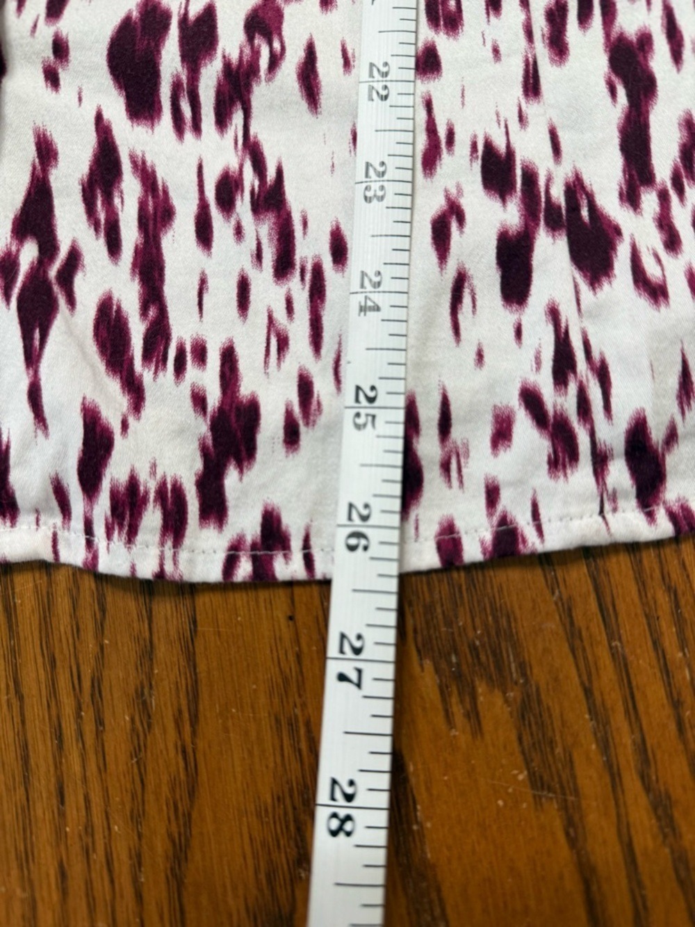 Apt. 9 Patterned White & Maroon Button Down Blouse Size 1X Plus - Picture 8 of 11